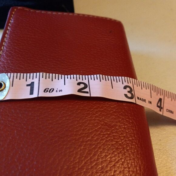 Safe Keeper Red Leather folded wallet - Picture 6 of 7